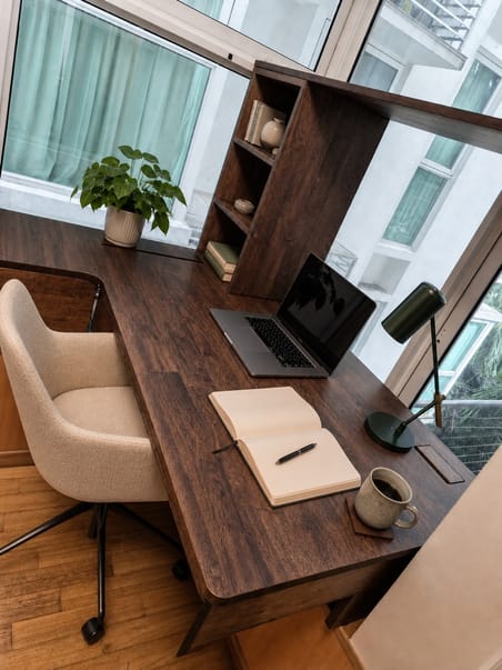 Wraparound window-ledge desk